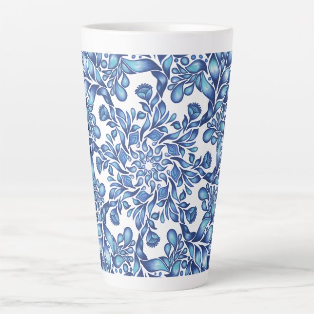 Taza De Café Latte Mandala de flores y hojas en azul (Anverso)