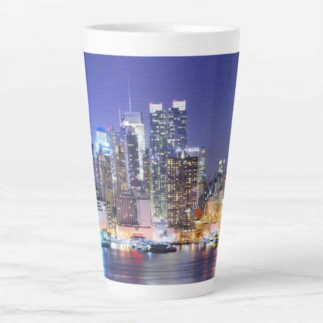 Taza De Café Latte Manhattan de noche (Anverso)