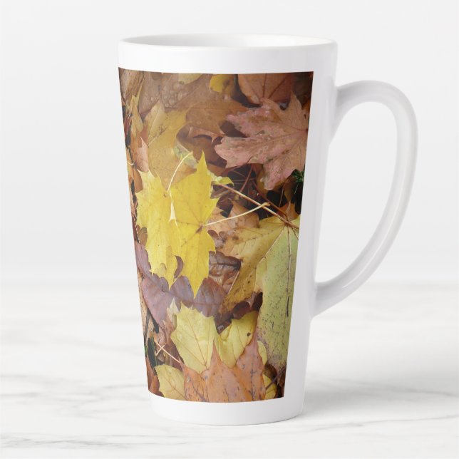 Taza De Café Latte Maple caído deja naturaleza otoño amarilla (Derecha)