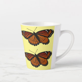 Taza De Café Latte Mariposa Viceroy Hermosa Fotografía de la Naturale