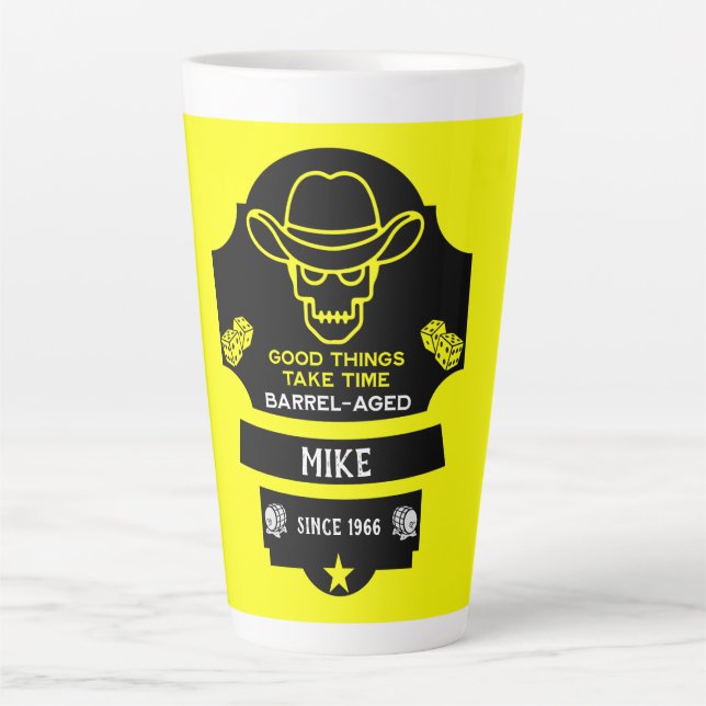 Taza De Café Latte Más allá de la colina envejeciendo (Anverso)