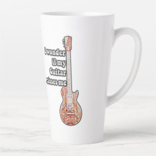 Taza De Café Latte Me pregunto si mi guitarra me extraña.