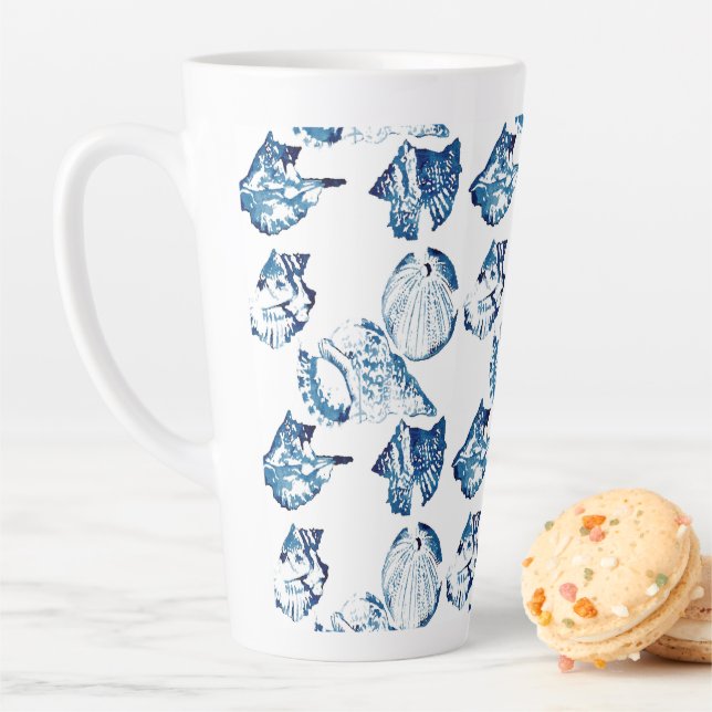 Taza De Café Latte moda costera azul índigo océano acuarela (In situ)