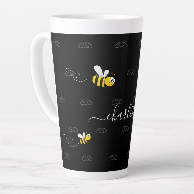 Taza De Café Latte Monograma de humor divertido de verano de abejas c (Ángulo izquierdo)