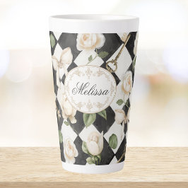 Taza De Café Latte Monograma Rosa Vintage Flores de diamante blanco n