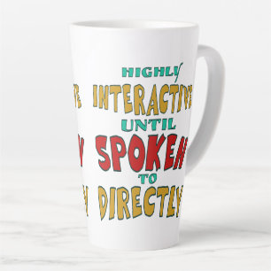 Taza De Café Latte Muy interactivo hasta que se le habla directamente