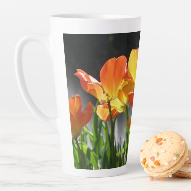 Taza De Café Latte Naranja Tulips Tall Mug (In situ)