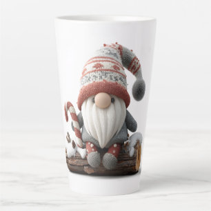 Taza De Café Latte Navidades con un bastón de canto en un tronco