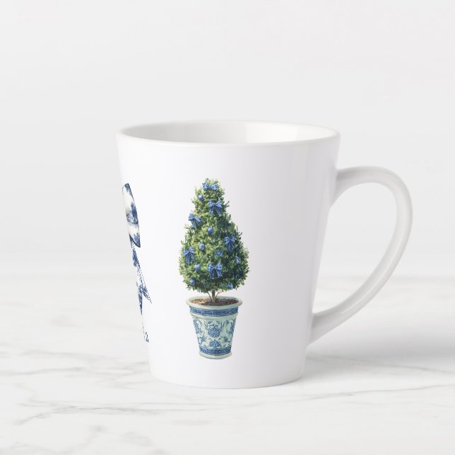Taza De Café Latte Navidades de Chinoiserie Topiary Tree (Derecha)