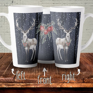 Taza De Café Latte Navidades de reno azul oscuro con bayas