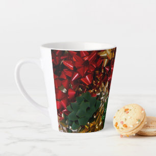 Taza De Café Latte Navidades se inclina por vacaciones festivas color