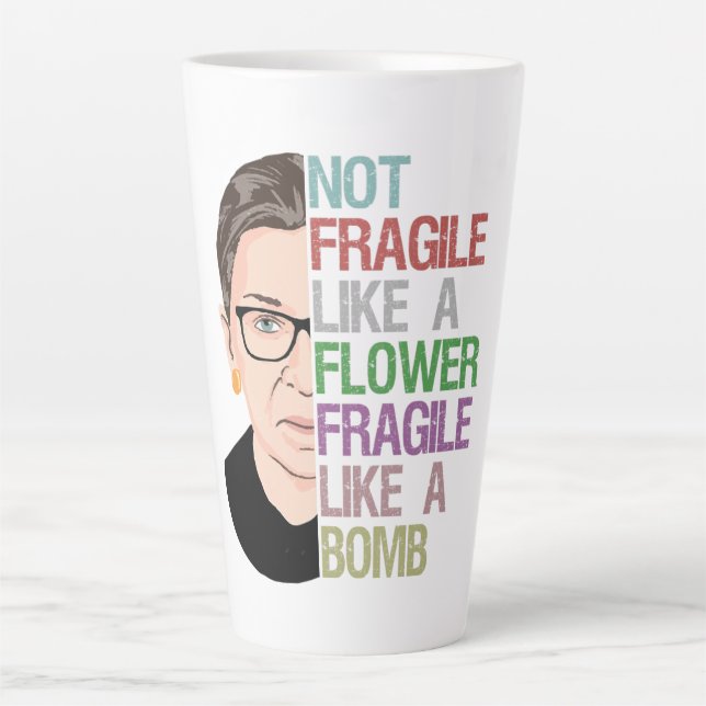 Taza De Café Latte No frágil como flor frágil como bomba (Anverso)