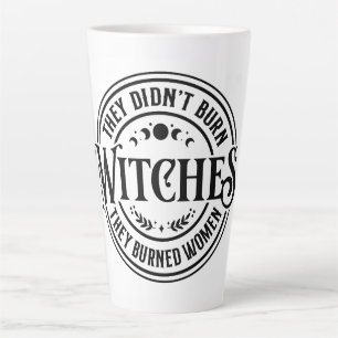 Taza De Café Latte No quemaron brujas