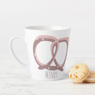 Taza De Café Latte Nombre de Pretzel Torcido Salado