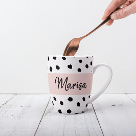Taza De Café Latte Nombre moderno del monograma | Puntos rosados y ne