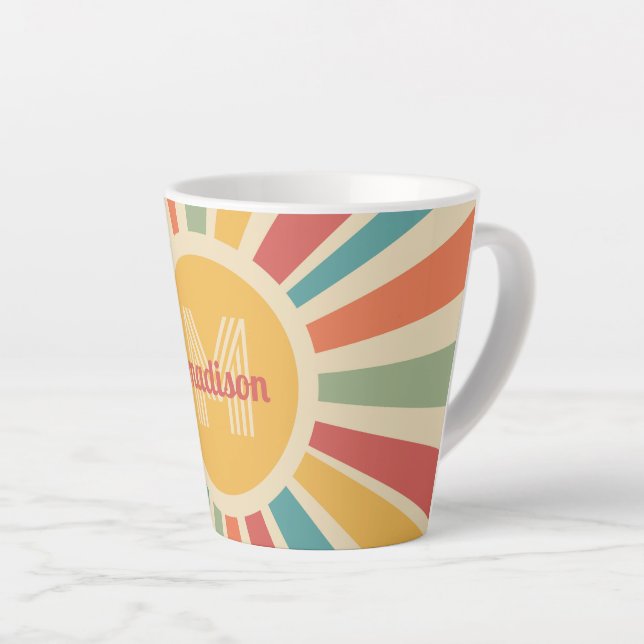 Taza De Café Latte Nombre personalizado y bandas retro monograma (Ángulo derecho)