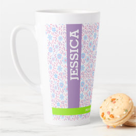 Taza De Café Latte Nombre y monograma floral personalizados