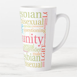 Taza De Café Latte nube de palabras de la comunidad LGBTQ+ arcoíris d