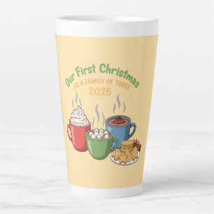 Taza De Café Latte "Nuestra Primera Navidad Como Familia De Tres 2025