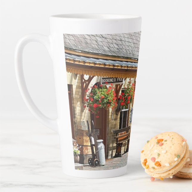 TAZA DE CAFÉ LATTE OLD TRAIN STATION   COFFEE MUG (In situ)