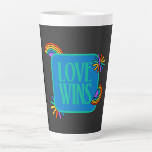 Taza De Café Latte Orgullo- el amor gana. Gay rainbow lgbtq