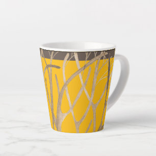 Taza De Café Latte Otoño tardío en un pequeño latte mug