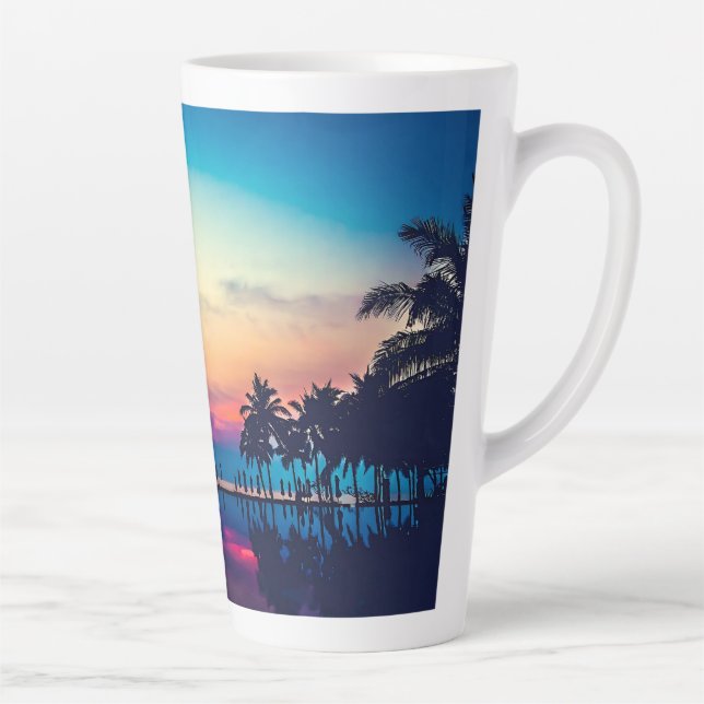 Taza De Café Latte Paisaje natural con palmeras de piscina (Derecha)