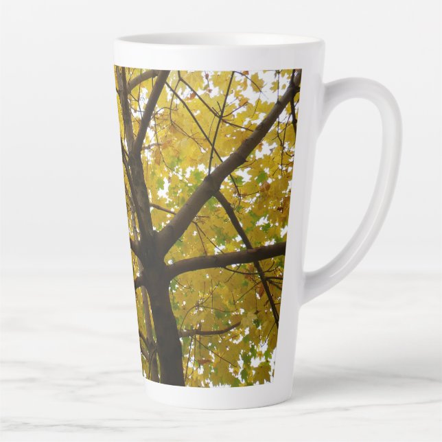 Taza De Café Latte Pareja de arce amarillo naturaleza otoñal (Derecha)