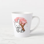 Taza De Café Latte Pareja de conejito Kawaii<br><div class="desc">Cute Kawaii Pareja conejos conejitos bajo un hermoso árbol de cerezas sakura con flores rosas.</div>