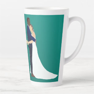 Taza De Café Latte Pareja de recién casados, variación de tonos de pi