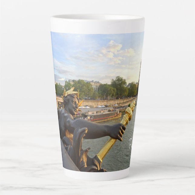 Taza De Café Latte París. Francia. Pont Alexandre3  (Anverso)