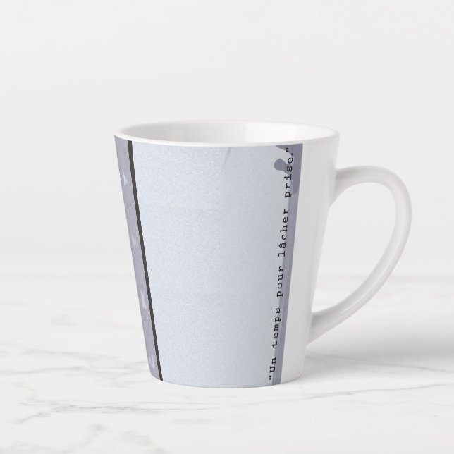 Taza De Café Latte Párrafo Latte Mug (12 oz) (Derecha)
