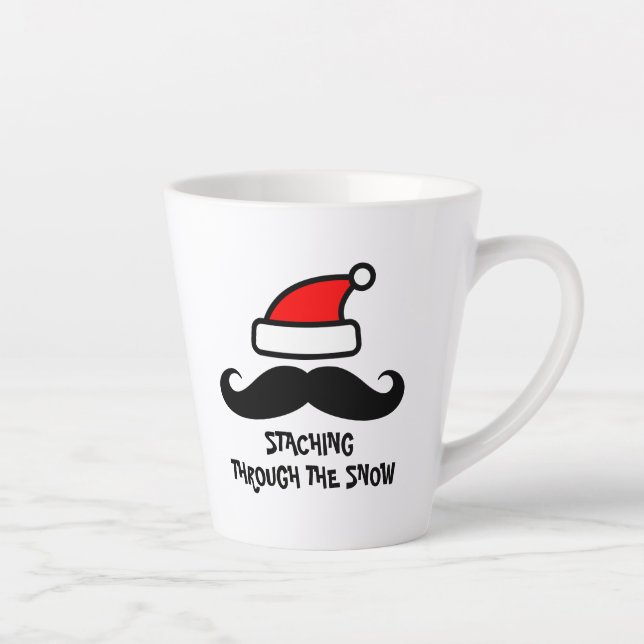 Taza De Café Latte Pasando por la nieve, divertido trapo de latte (Derecha)