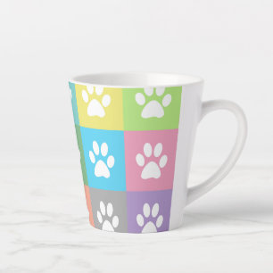 Taza De Café Latte Patrón colorido de huellas de pata