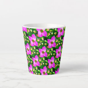Taza De Café Latte Patrón de flores tropicales rosadas