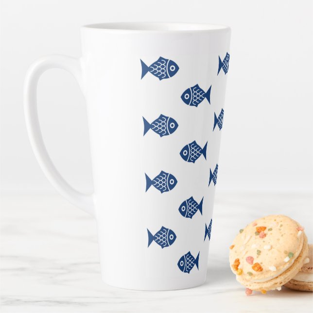 Taza De Café Latte Patrón de peces azul escandinavo (In situ)