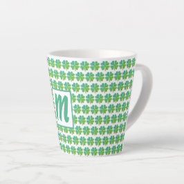 Taza De Café Latte Patrón de trajes de cuatro hojas azul verde monogr