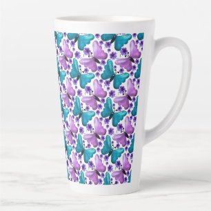 Taza De Café Latte Patrón floral de mariposa verde azulado y morado