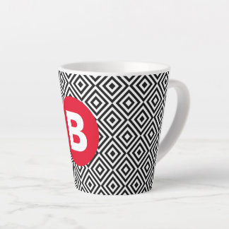 Taza De Café Latte Patrón geométrico negro y blanco con monograma roj