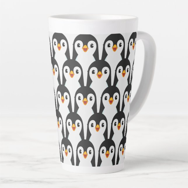 Taza De Café Latte Patrón Pingüino Blanco y Negro Moderno (Ángulo derecho)