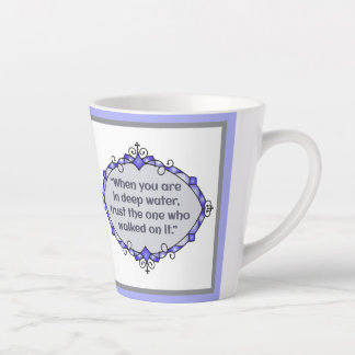Taza De Café Latte Paz en aguas profundas