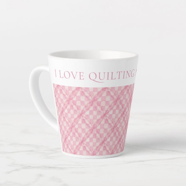 Taza De Café Latte PINK CHECK QUILT Latte Mug + Texto (Ángulo izquierdo)