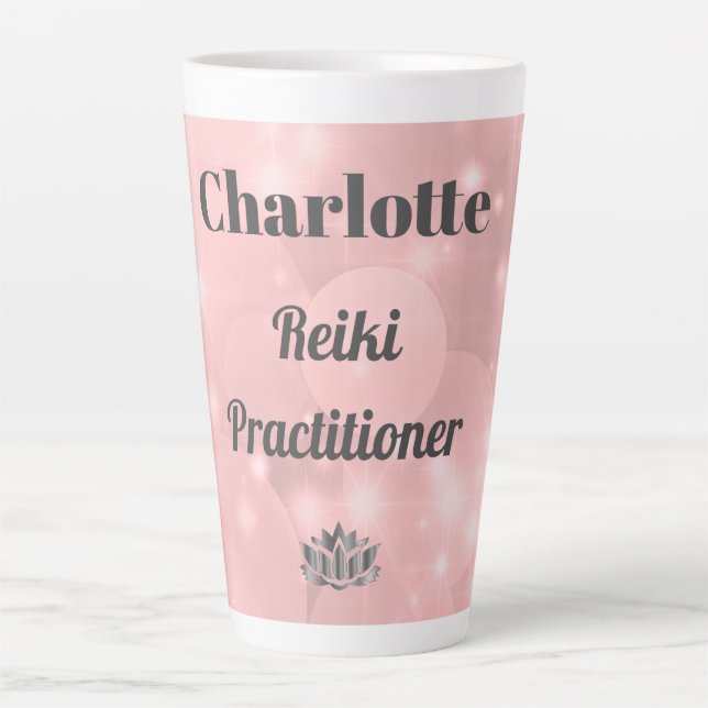 Taza De Café Latte Pink Sparkly Reiki Practicante personalizado (Anverso)
