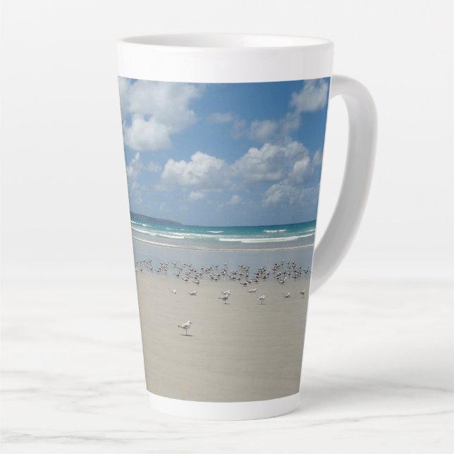 Taza De Café Latte Playa con gaviotas (Ángulo derecho)