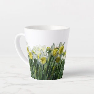 Taza De Café Latte Polvo blanco y amarillo. BC White Latte Mug