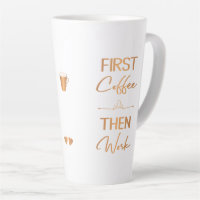 Primer café y luego trabajar la tipografía glamuro