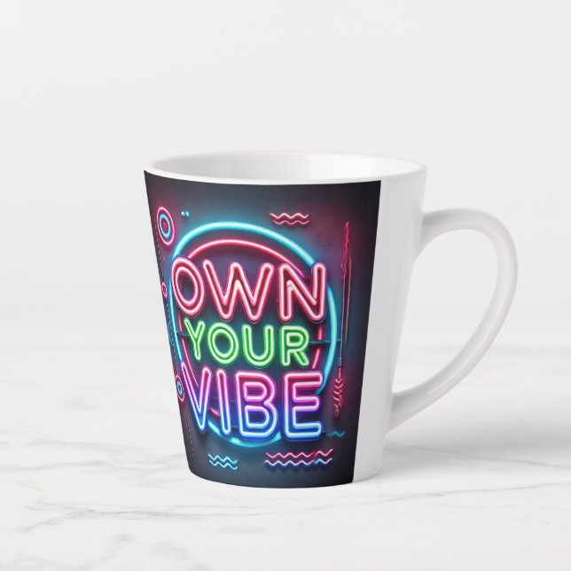 Taza De Café Latte Propietario de su Vibe - Neon Latte Mug (Derecha)