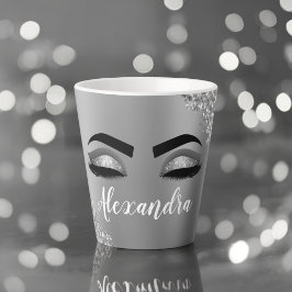 Taza De Café Latte Purpurina plateado Sparkle Eyelashes Monograma Nom