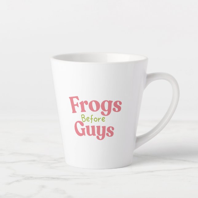 Taza De Café Latte Ranas lindas antes que chicos (Derecha)