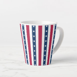 Taza De Café Latte Rayas verticales con estrellas patrióticas